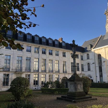 Superbe T2 Avec Vue Sur Cour - Rouen Centre Apartment Bagian luar foto